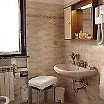 La Fontana Hotel